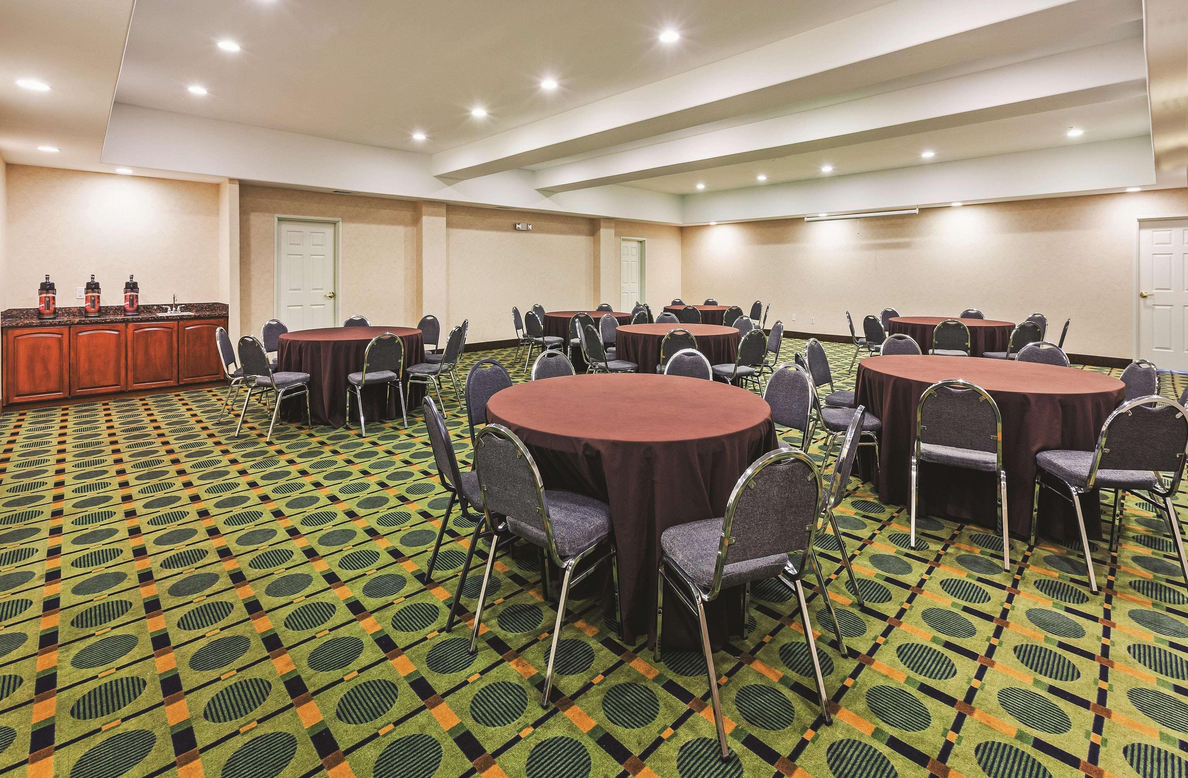 Hotel La Quinta By Wyndham North 3*